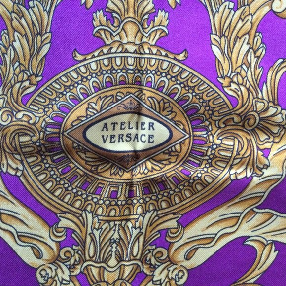 100% Silk Large Atelier Versace Silk Scarf - purple/gold - Picture 10 of 11